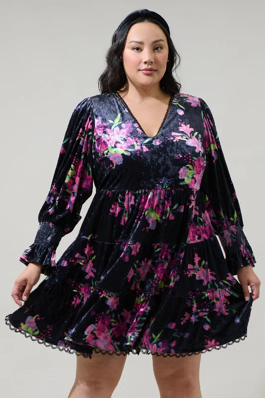 Tulda Floral Amari Velvet Tiered Mini Dress Curve